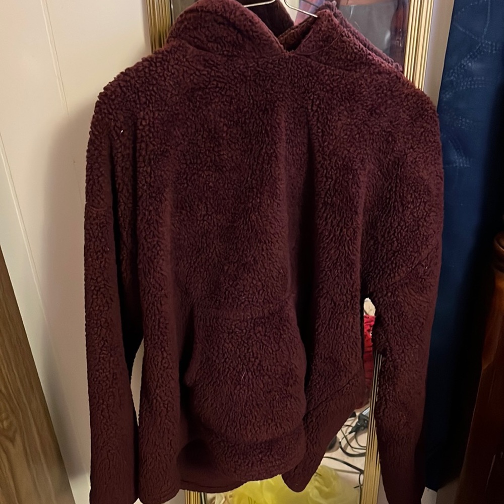 fuzzy sweatshirt size medium maroon purple color